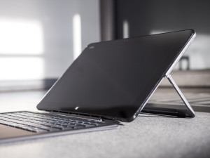 20151118-FF2015-Impressionen-052 - Laptopy - tablety - ultrabooki Fujitsu Stylictic R726 to sprzęt dedykowany kobietom